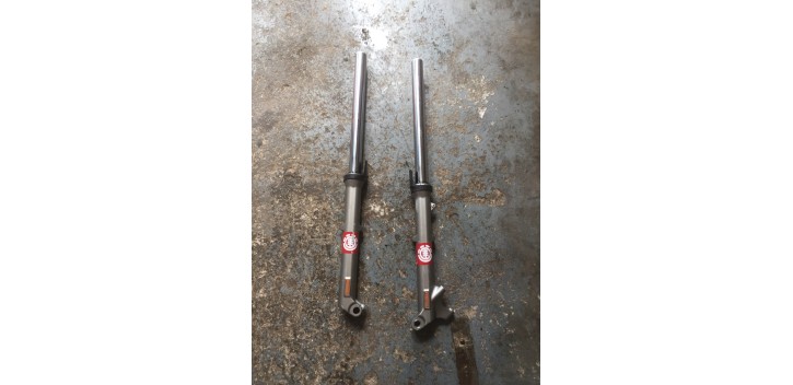 Tubes de fourche