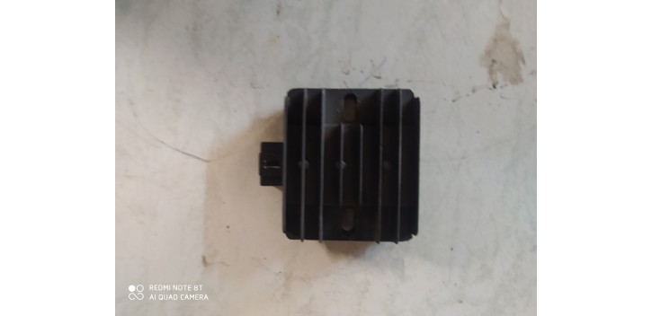 regulateur keeway thorn