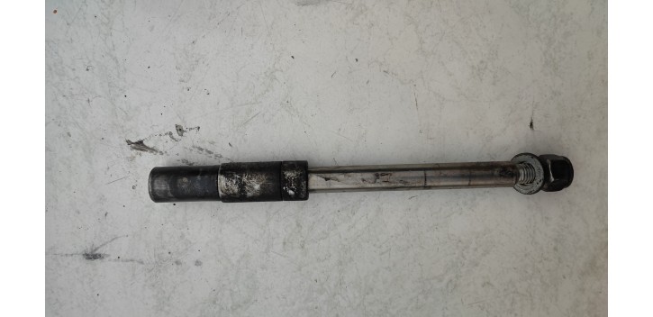 axe de roue av rieju rs3