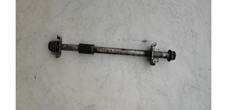 axe de roue ar rieju rs3