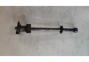 Axe de roue AR peugeot XP6 supermotard 1998