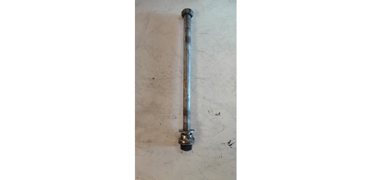 axe de roue AR aprilia rs4