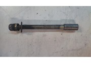Axe de roue AV peugeot xp6
