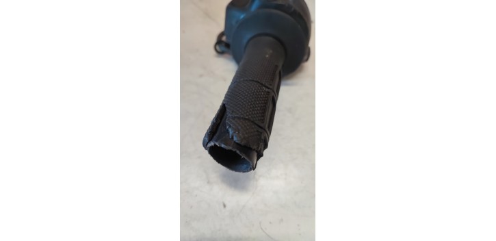 Poignée de gaz Peugeot xps 2004