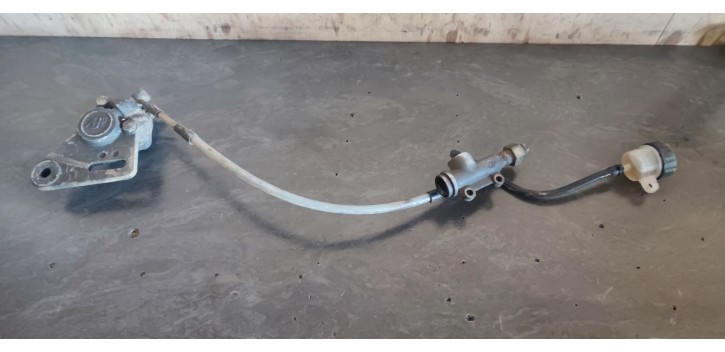 Système de frein AR Peugeot xp6 2002