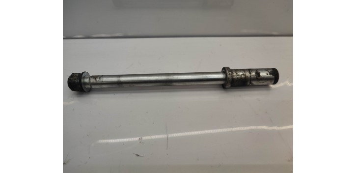 Axe de roue AV Peugeot XR7 2014