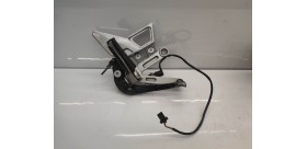Platine repose pieds droit Yamaha TZR 2013