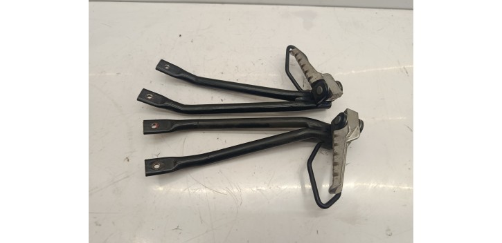 Cale pieds AR Aprilia rs4 année 2020